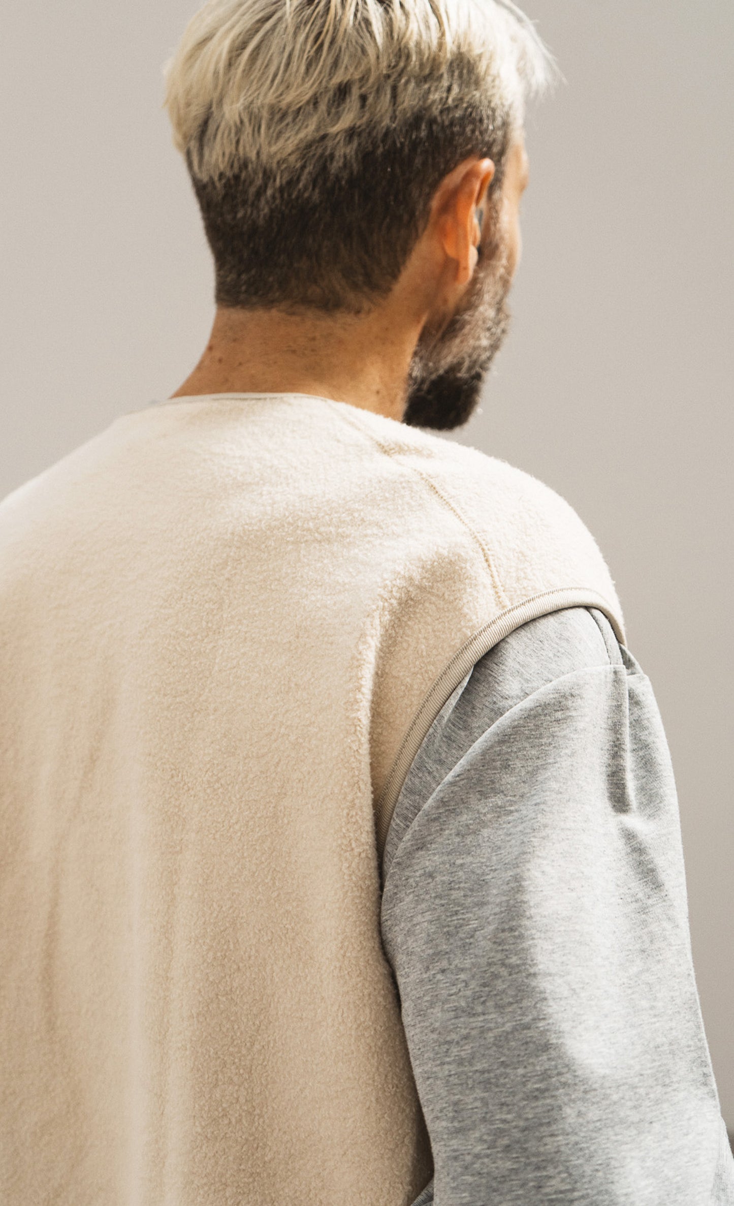 Wooden Nole Gilet - Sand