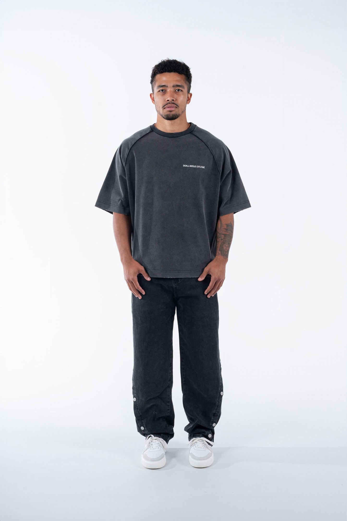 DON'T WASTE CULTURE | RADO - WASHED BLACK