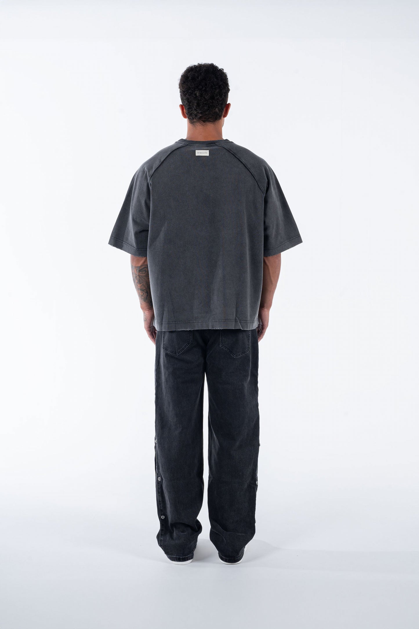 DON'T WASTE CULTURE | RADO - WASHED BLACK