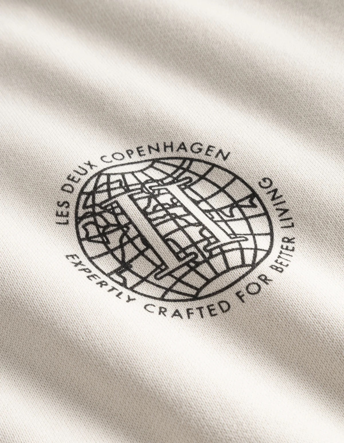 LES DEUX | GLOBE SWEATSHIRT - OFF WHITE