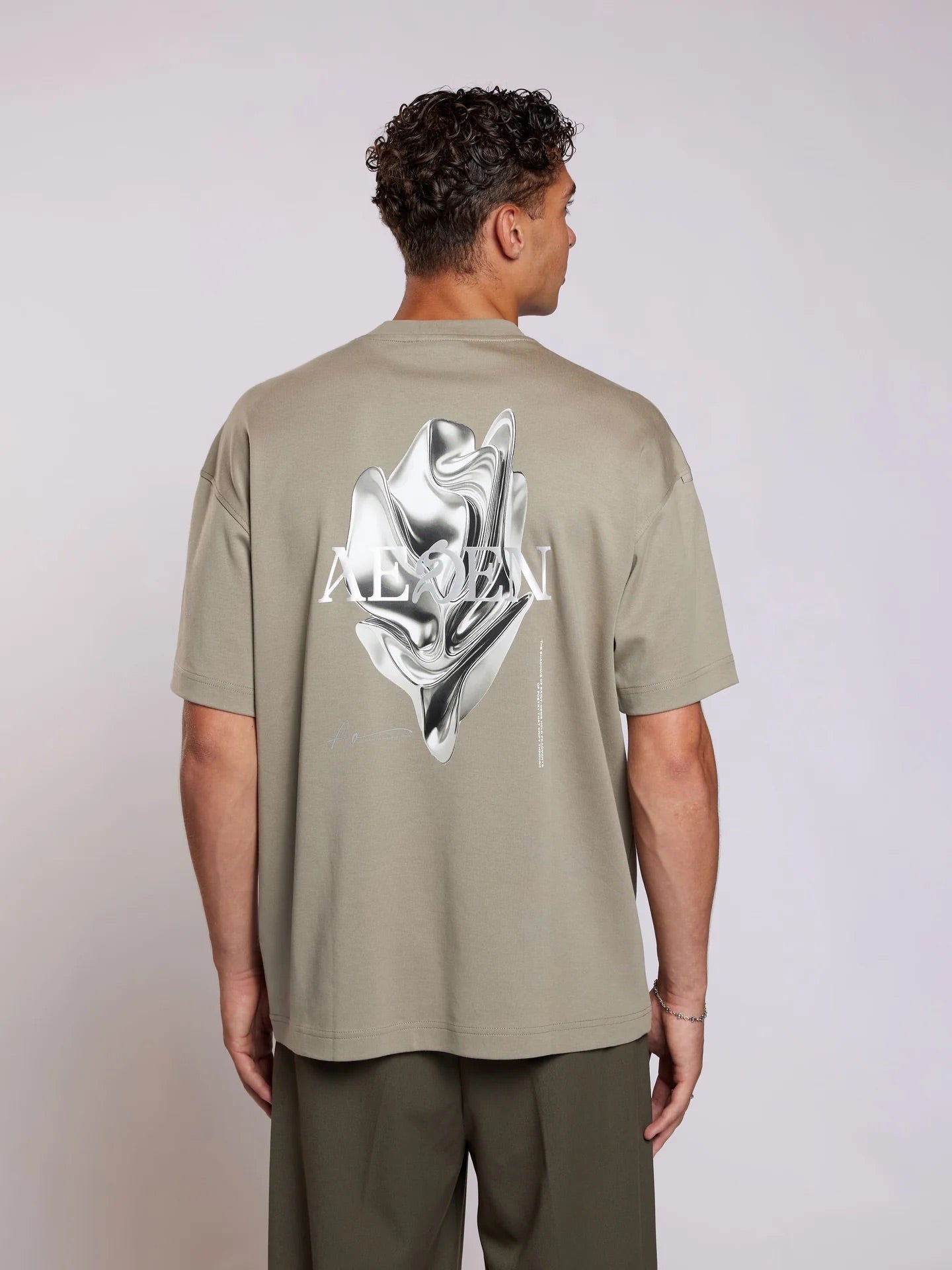 AEDEN Mickey T-Shirt - Vetiver