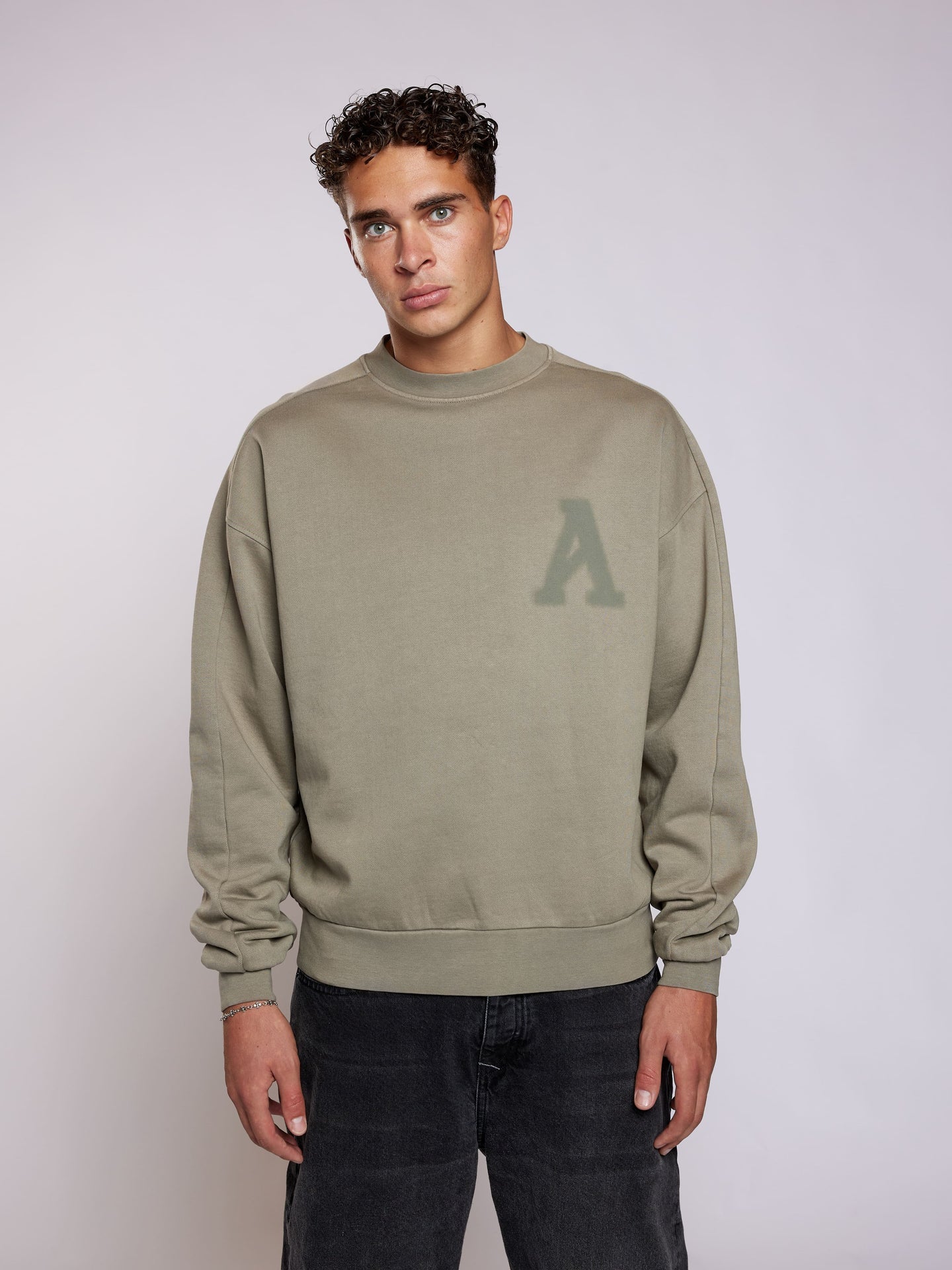 Aeden Worthy Sweater - Vetiver