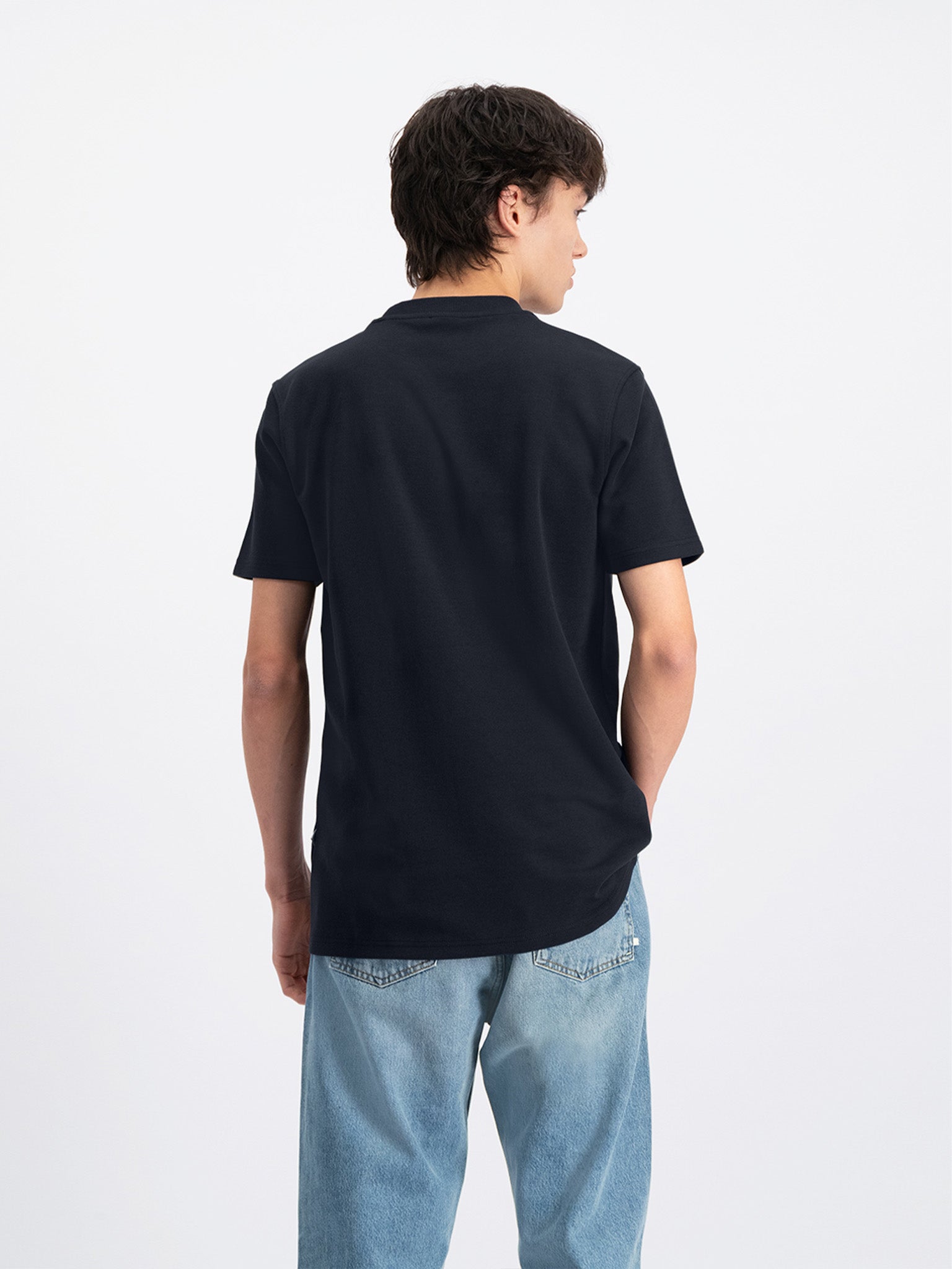 Law Of The Sea Outcrop Tee - Sky Captain