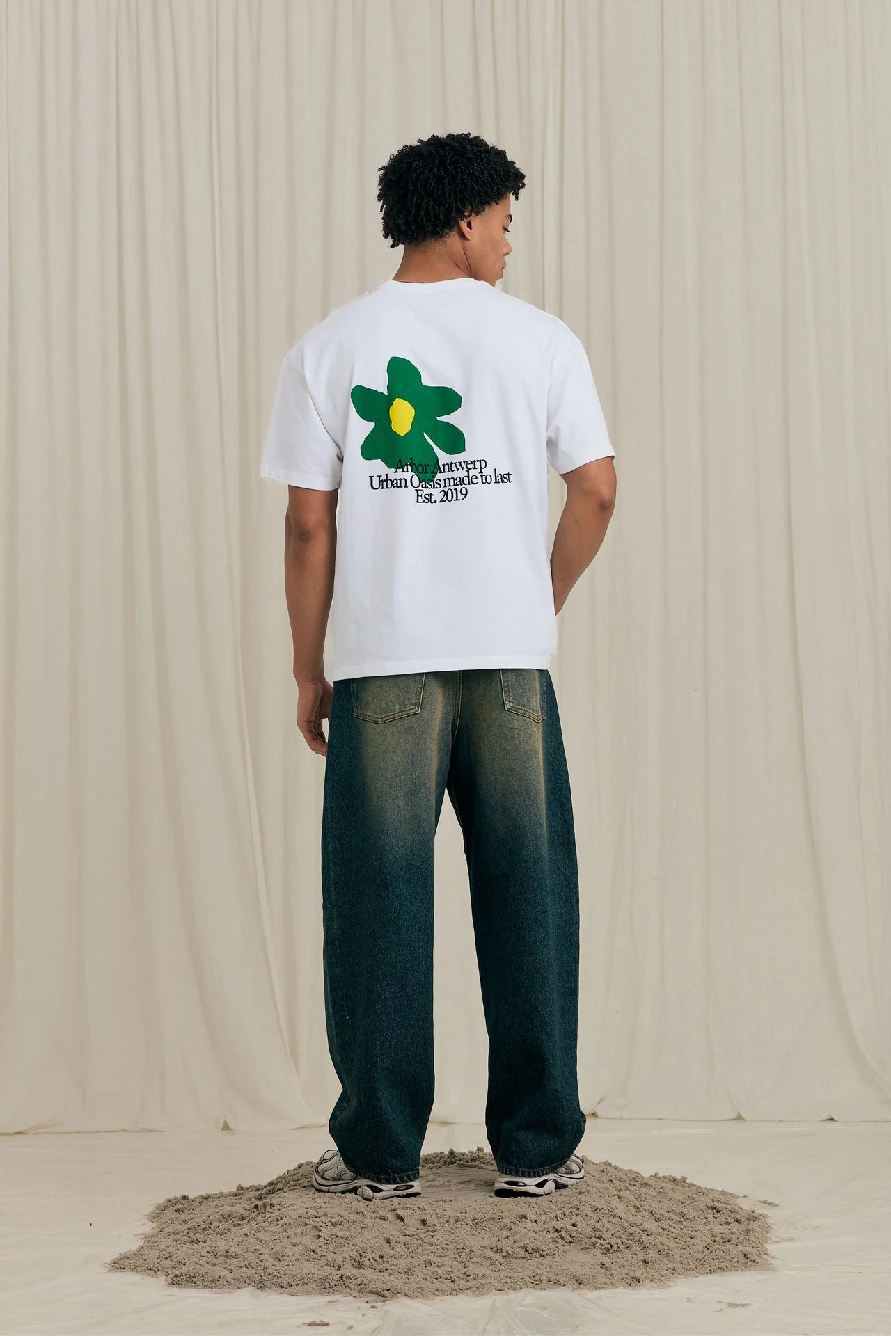 Arbor Antwerp Flower Oasis T-shirt - Green