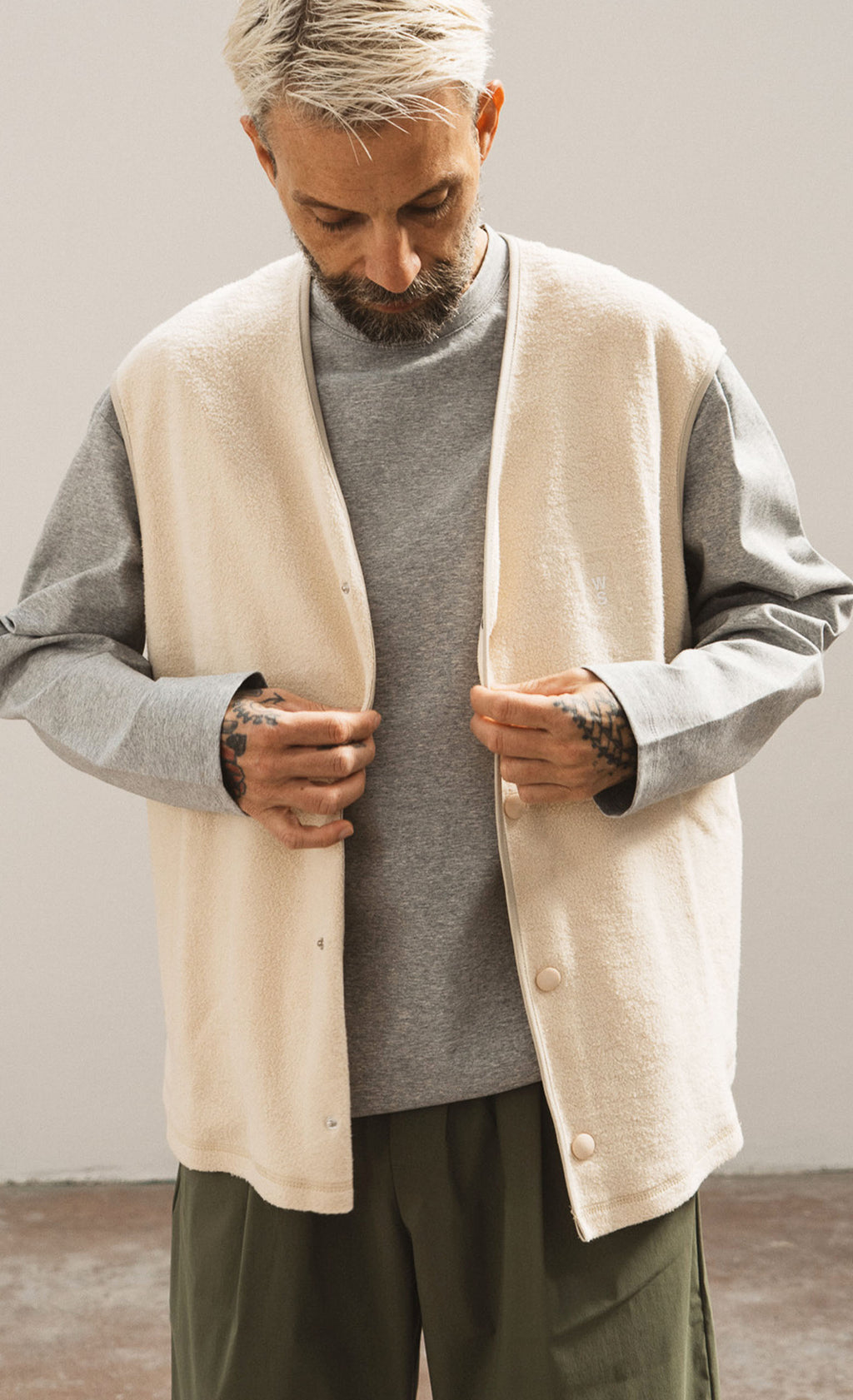 Wooden Nole Gilet - Sand