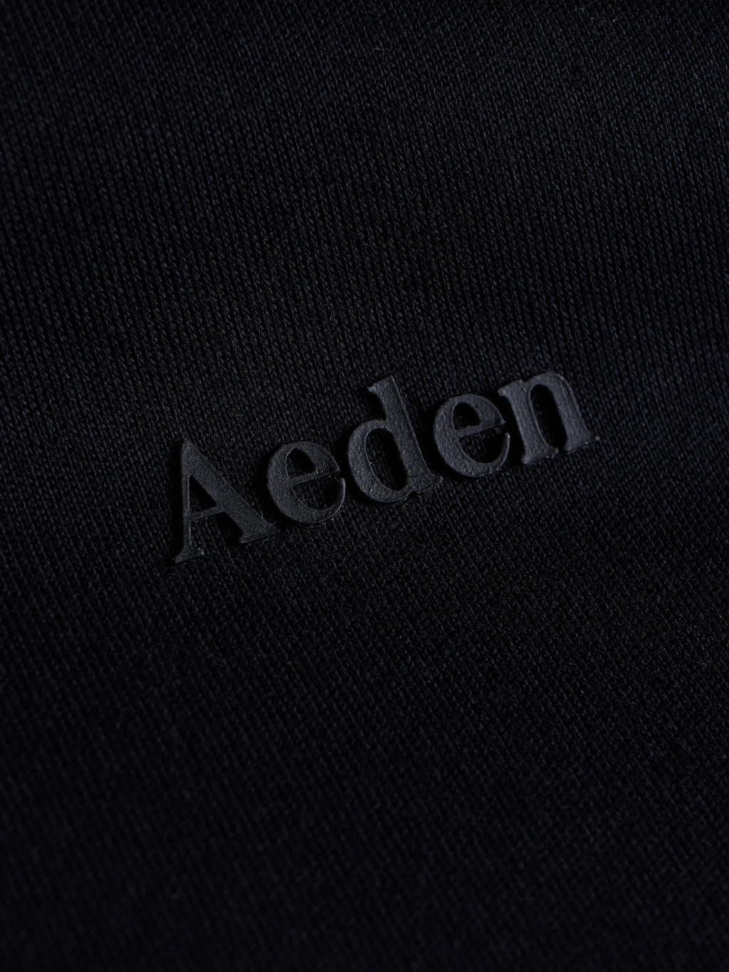 AEDEN | MISTY TEE - BLACK