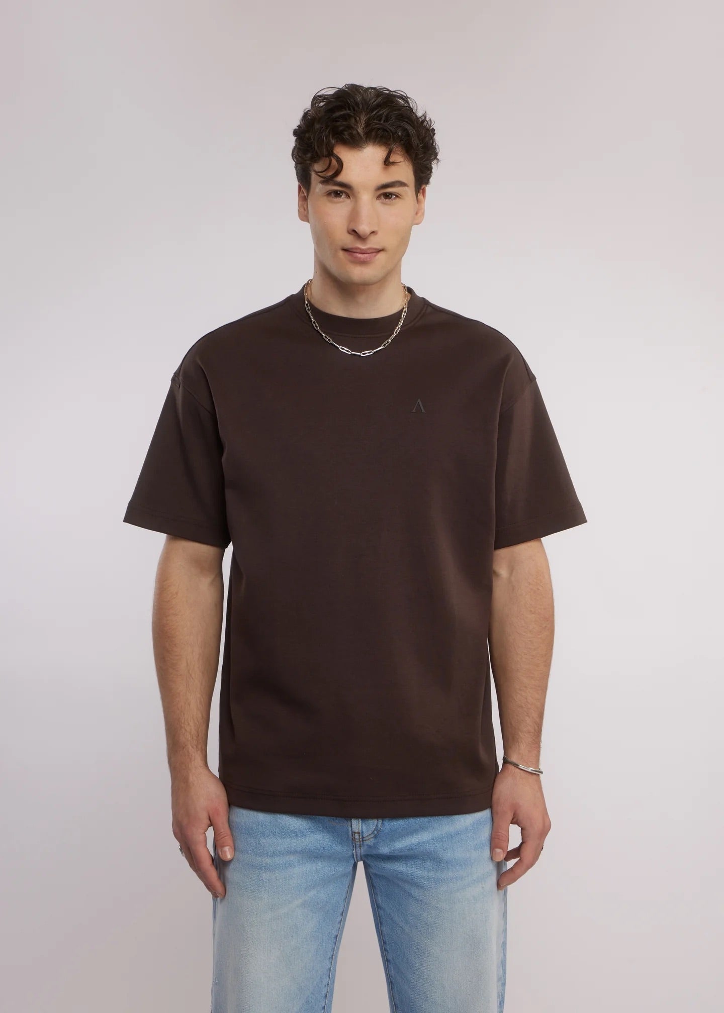AEDEN | MORPH TEE - GANACHE