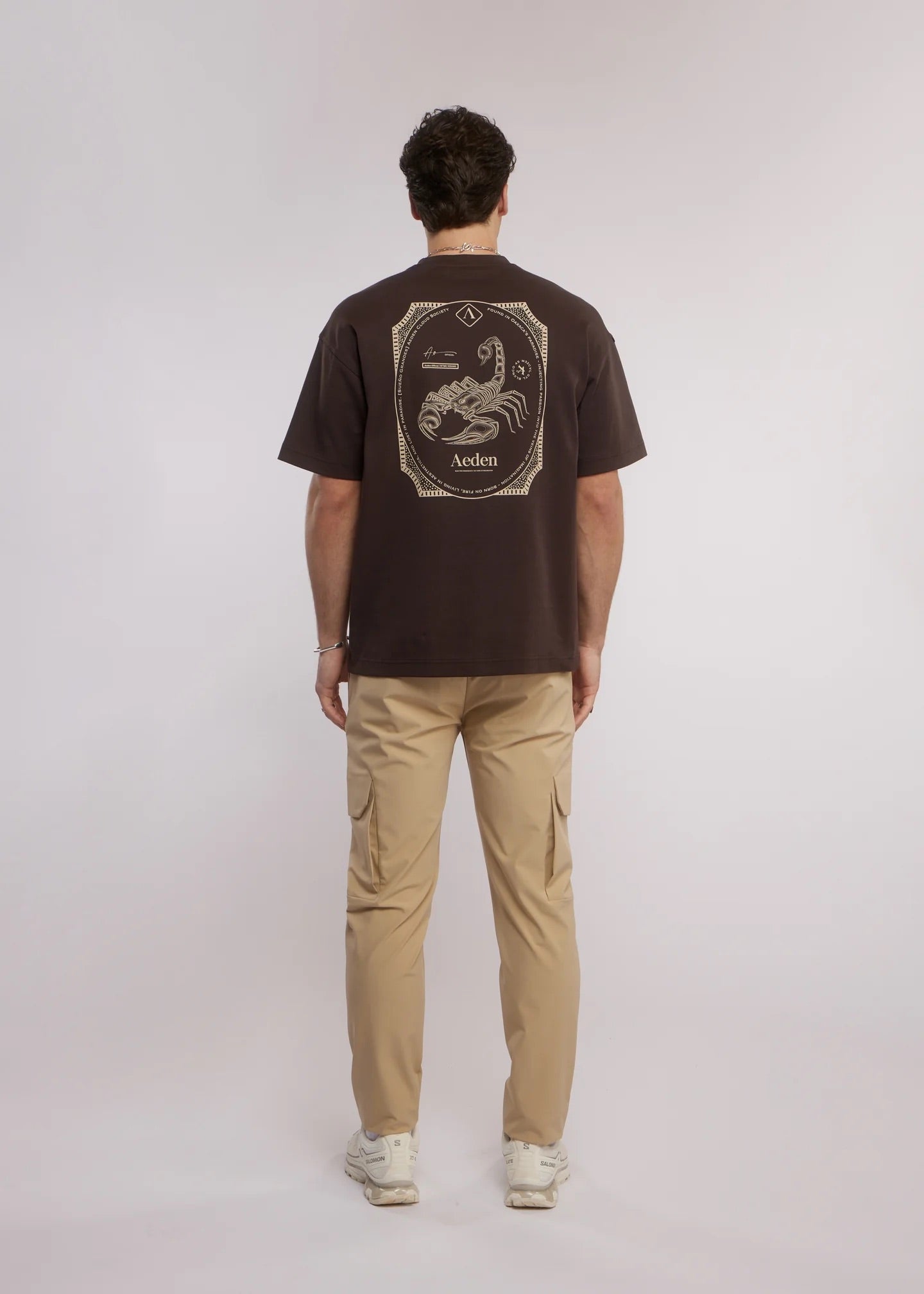 AEDEN | ATHOS TEE - GANACHE