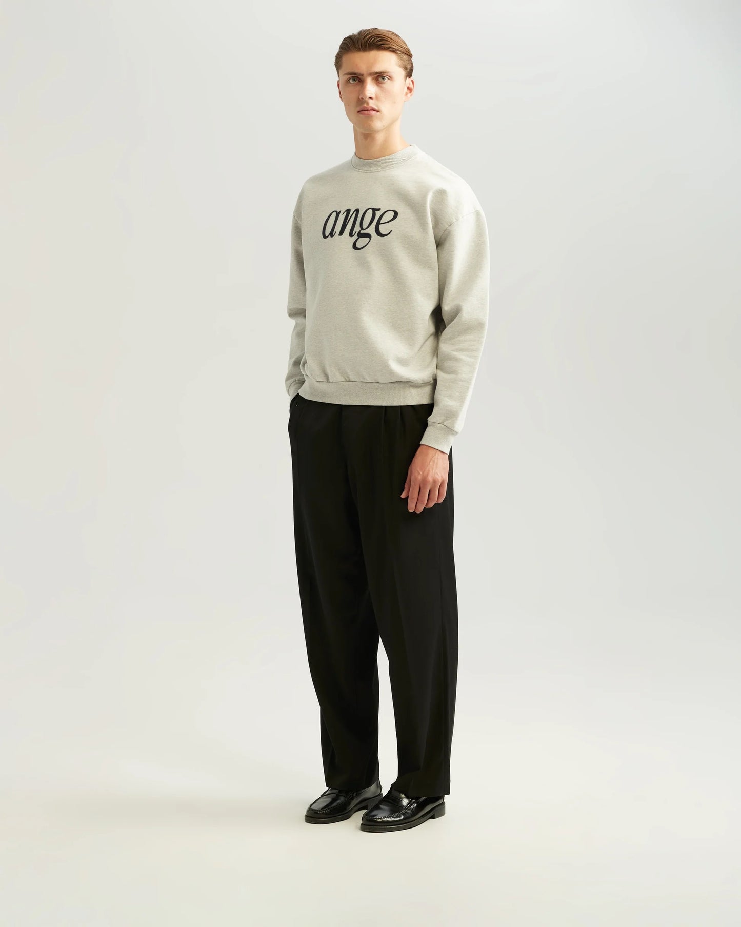 ANGE PROJECTS | LOGO SWEATER - GREY