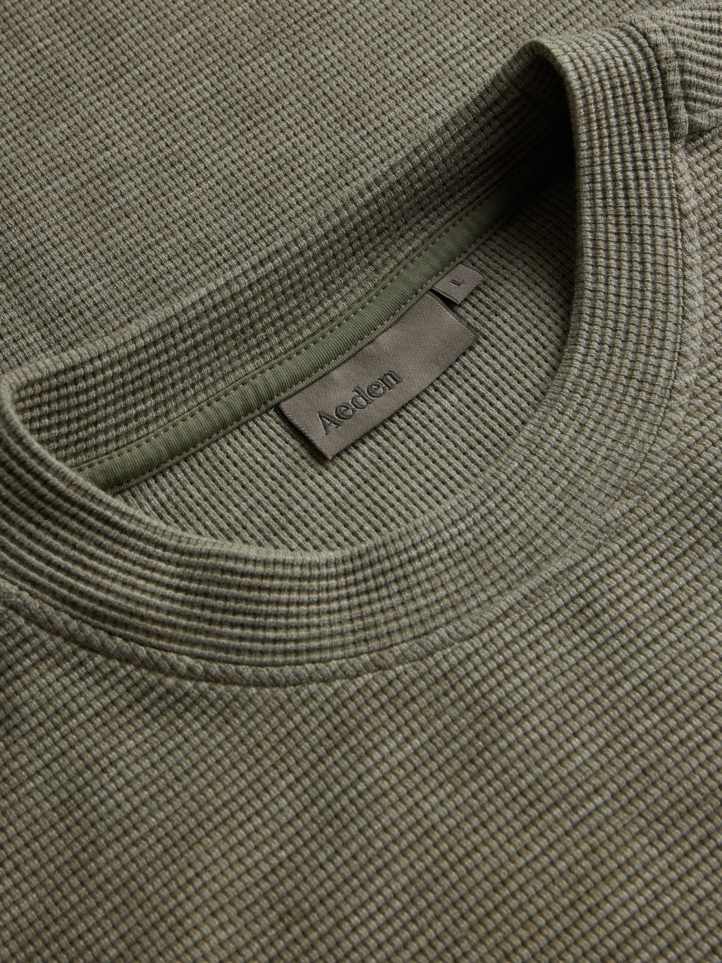 AEDEN | Joon TEE - VETIVER