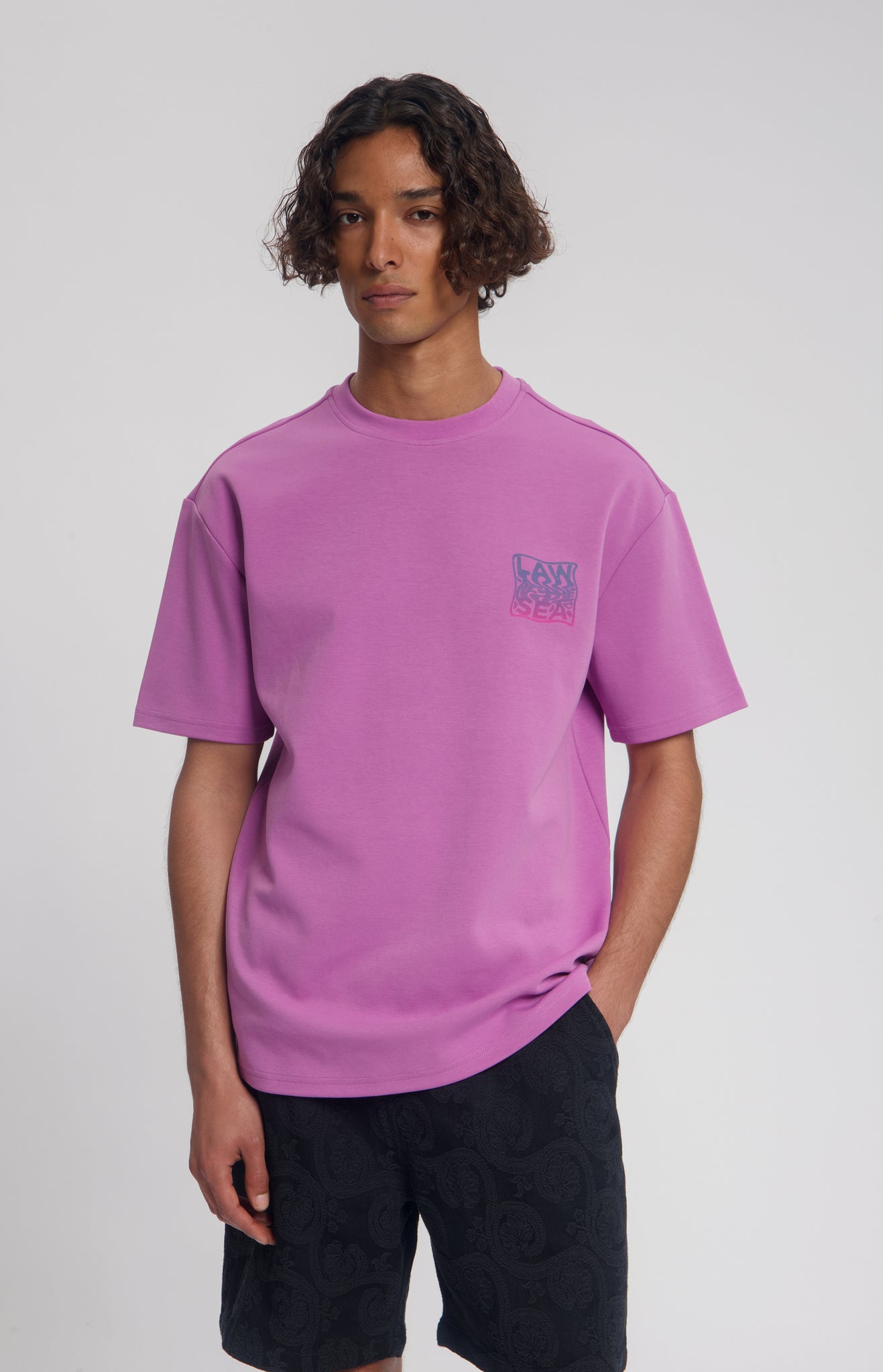 Law Of The Sea Displace Artwork Tee - Mulberry