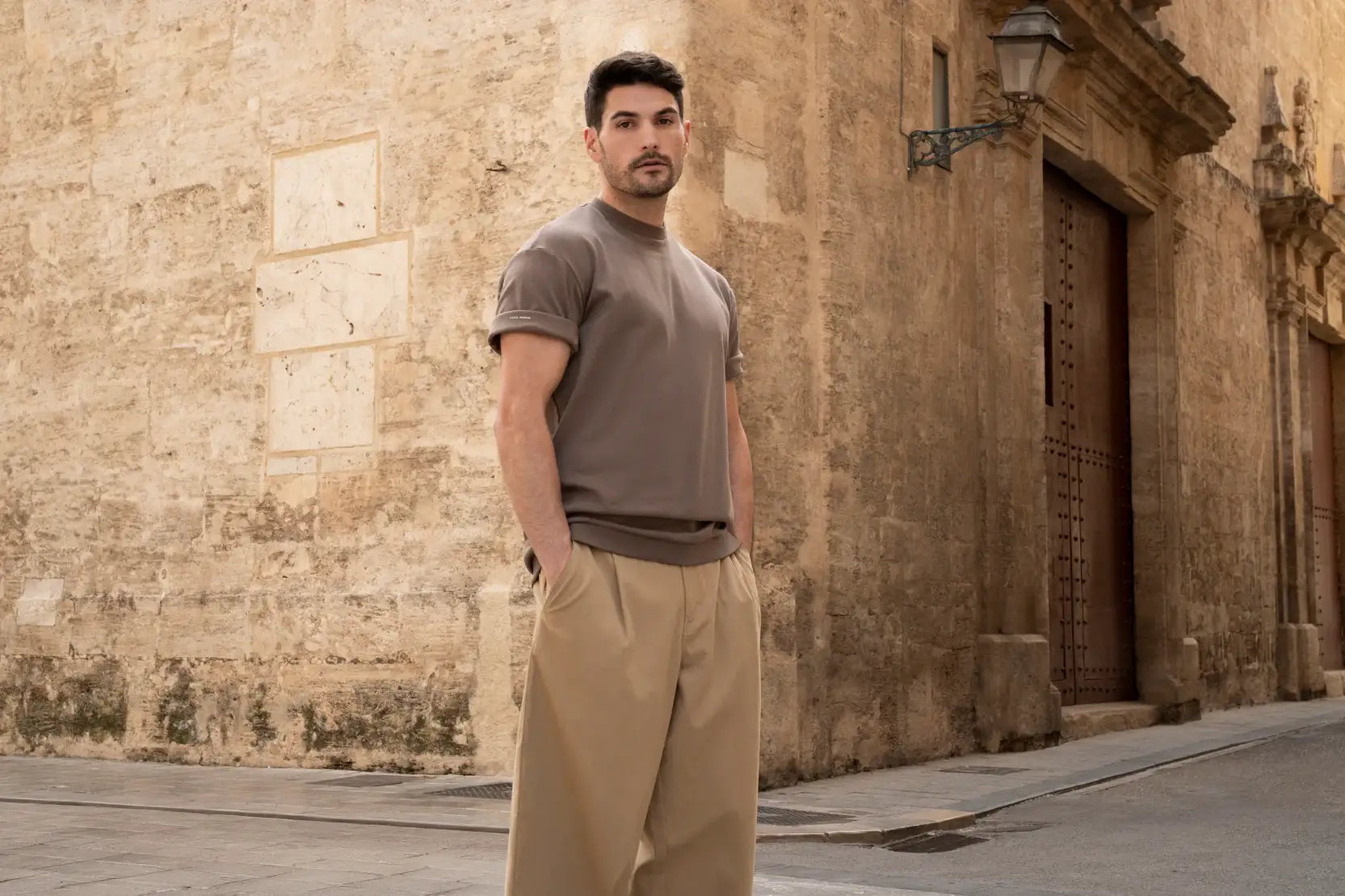 CLUB 24 Freedom Fit Tee - Mocha