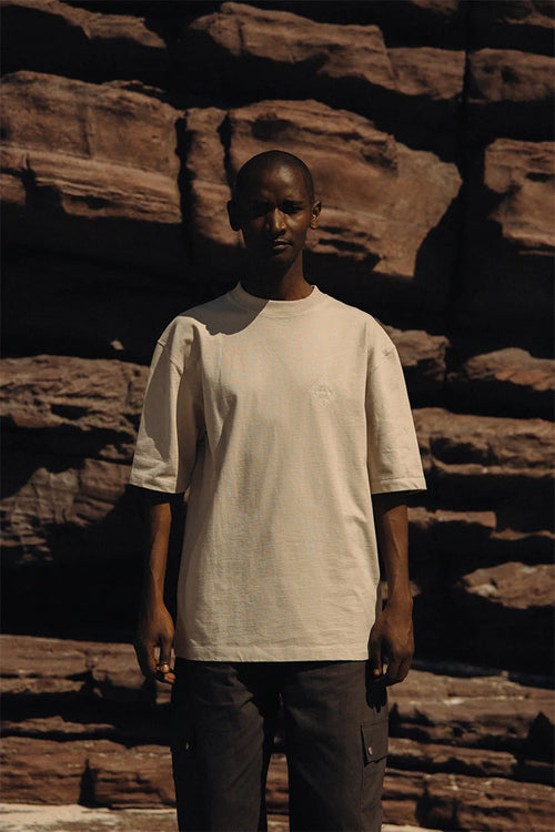 AMPÈRE August Dry Jersey OE Tee – Abbey Stone