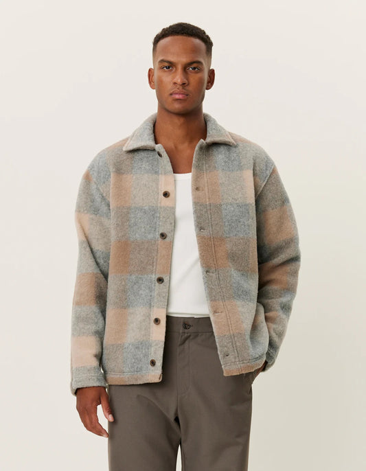 LES DEUX | JERMAINE OVERSHIRT - LIGHT DESERT SAND