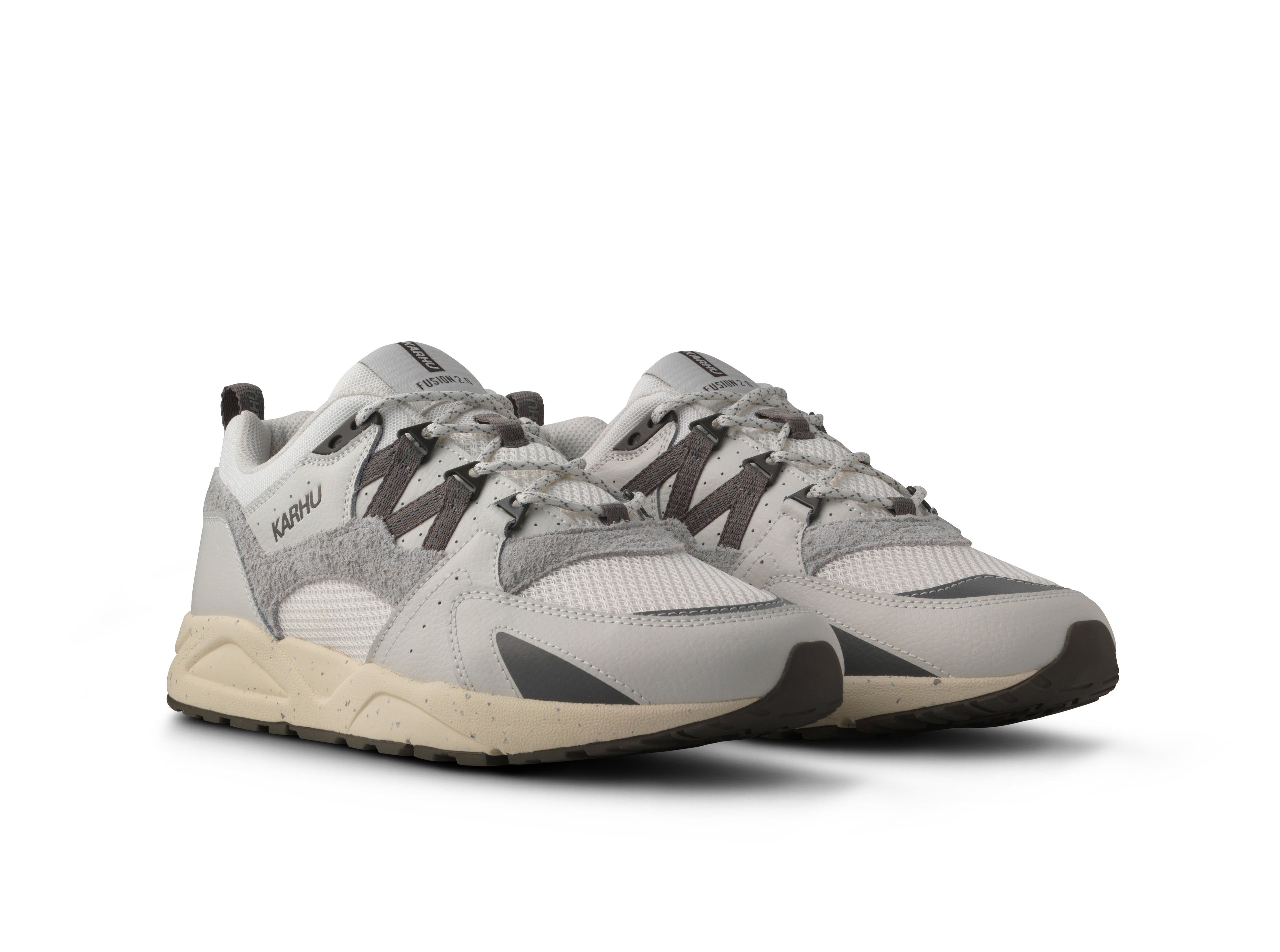 KARHU Fusion 2.0 – Blanc de Blanc / Hematite