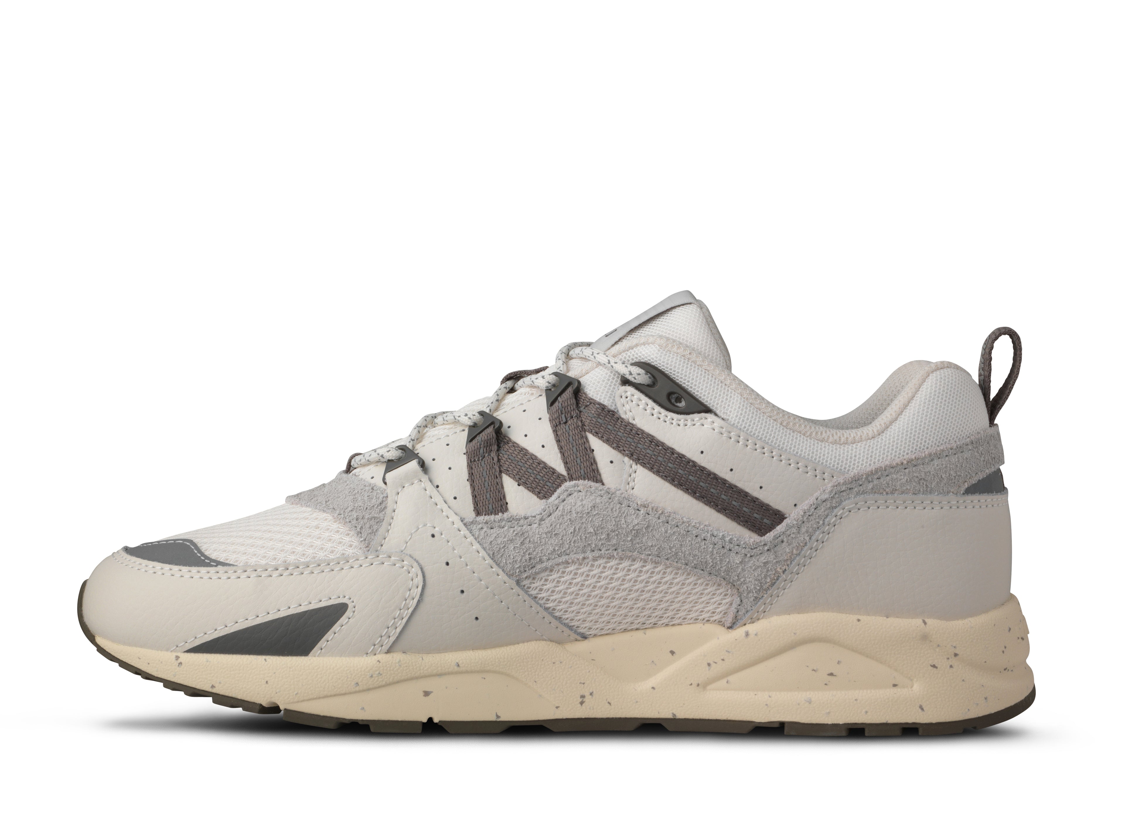KARHU Fusion 2.0 – Blanc de Blanc / Hematite