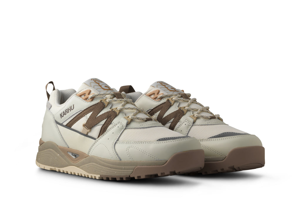 KARHU Fusion XC – Lily White / Pine Bark