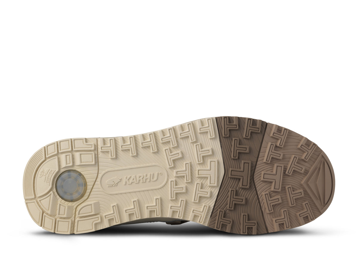 KARHU Fusion XC – Lily White / Pine Bark