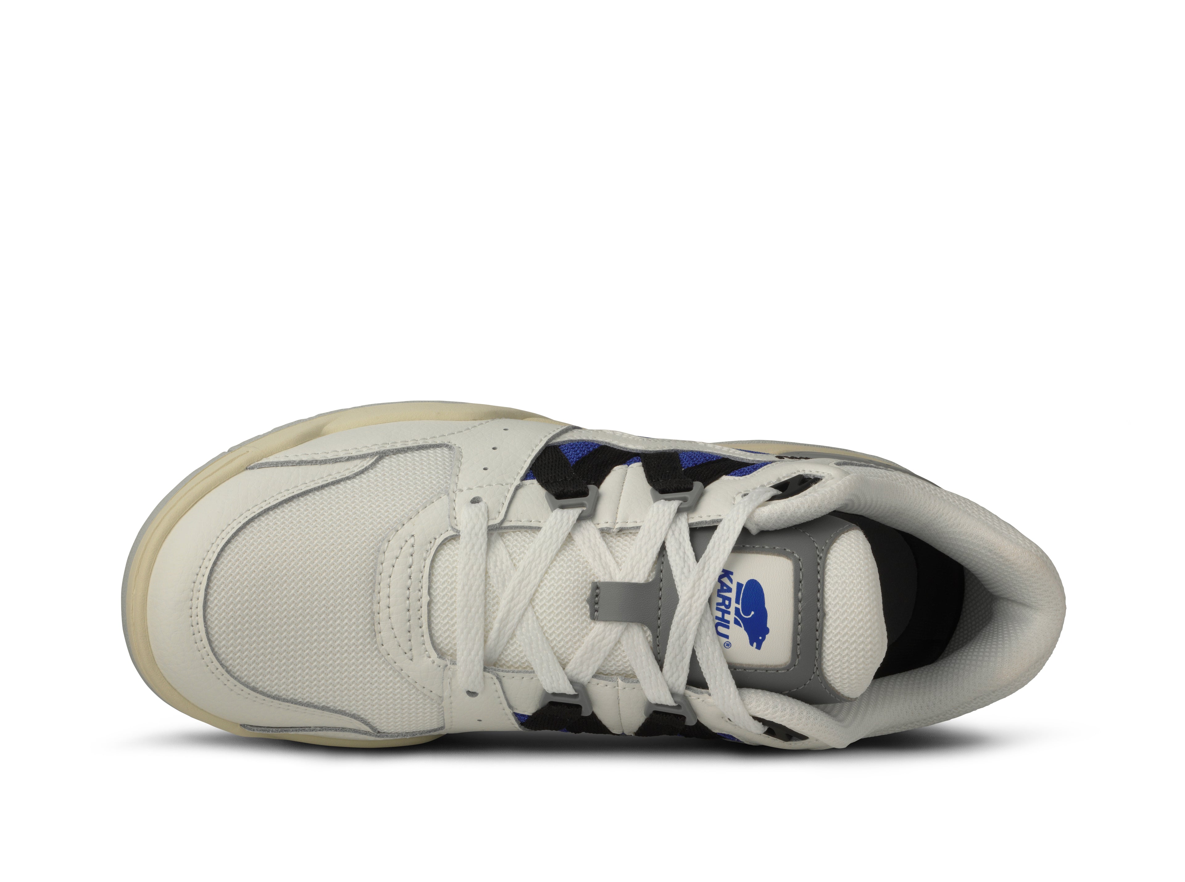 KARHU Fusion XT – Bright White / Dazzling Blue