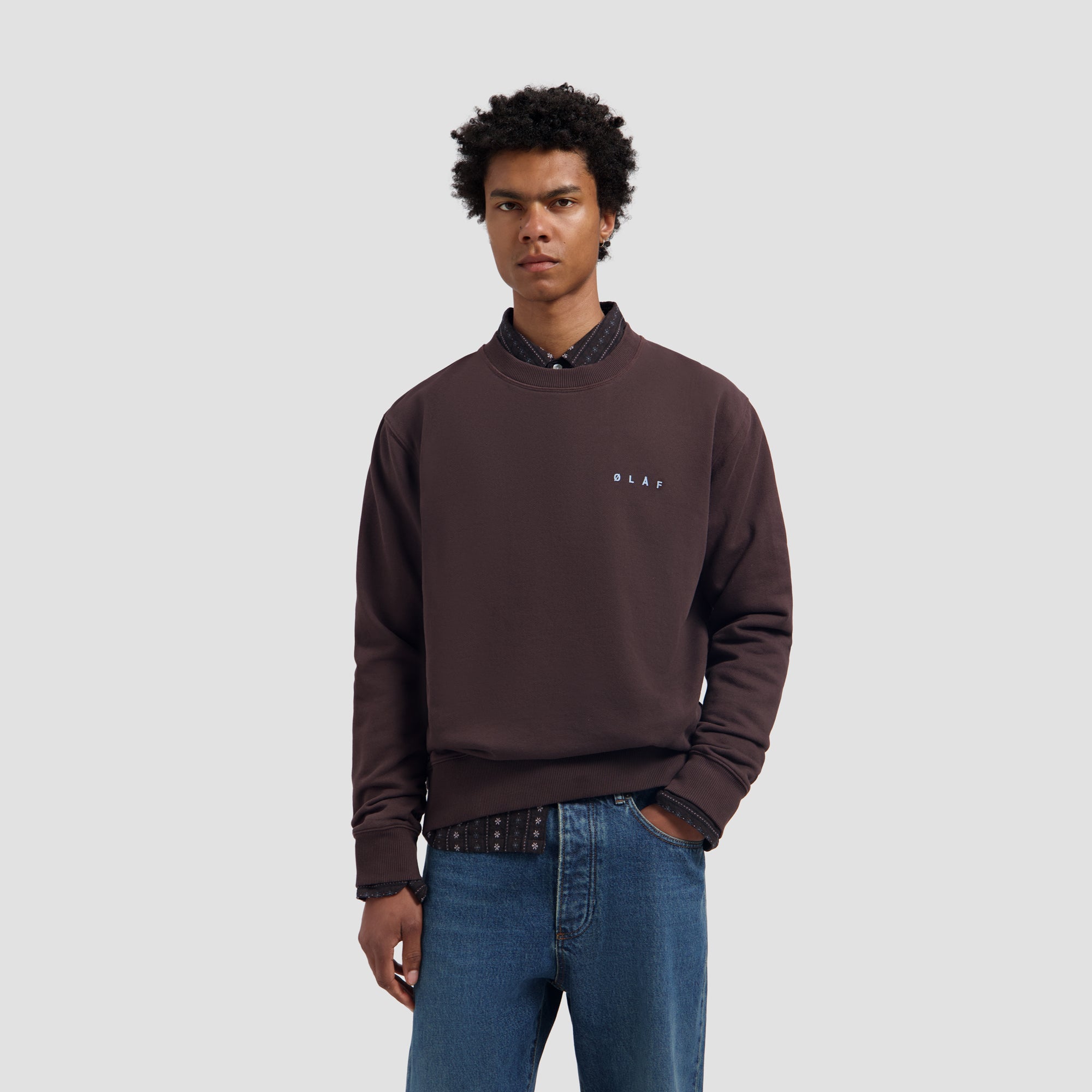 OLAF Lasso Face Crewneck – Chocolate Plum