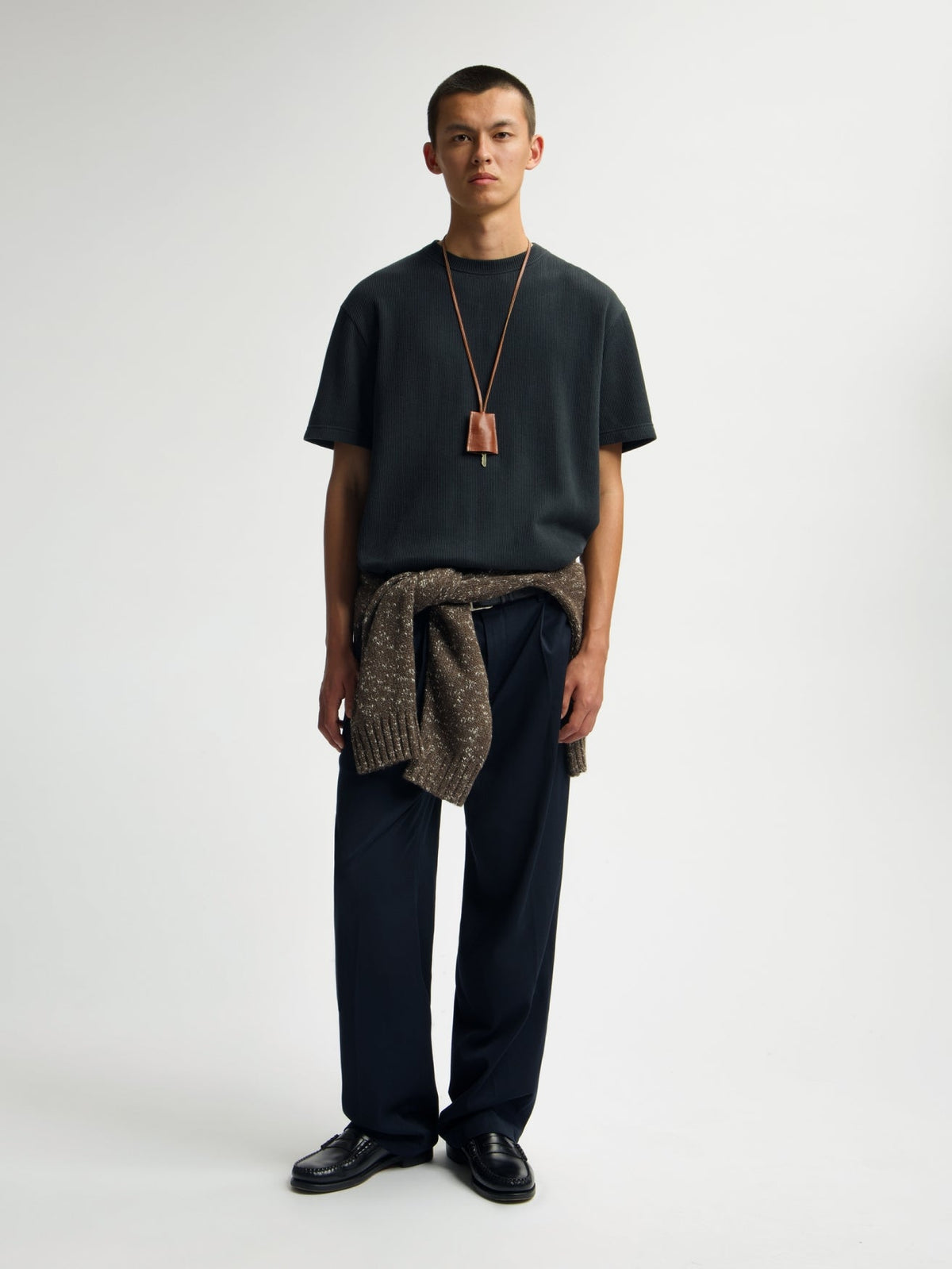 OLAF Ribbed Tee – Charcoal – afbeelding 5