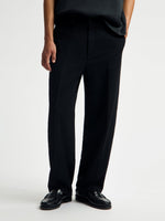 OLAF Wool Barrel Leg Pant – Black