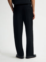 OLAF Wool Barrel Leg Pant – Black – afbeelding 2